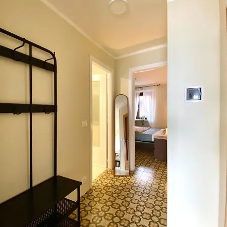 Ca Dla Nella Casa Vista Balcone E Aria Condizionata Appartement *